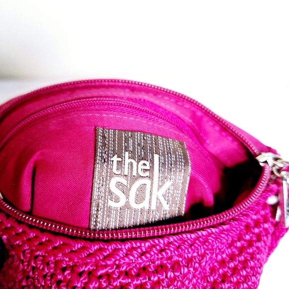 NWT The Sak brand " The Palm Springs Cross Body" bohemian core crocheted bag. - Picture 5 of 11